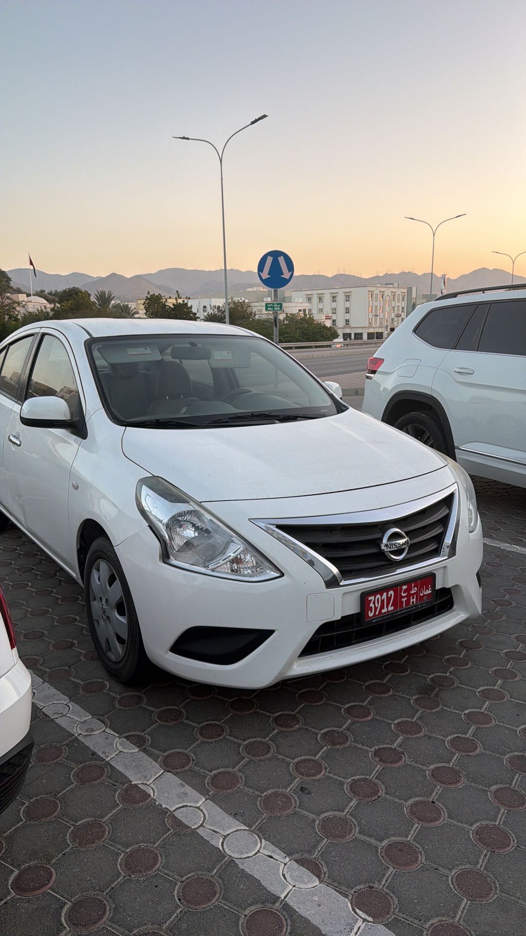 NISSAN SUNNY 2023