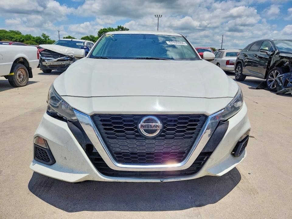 Car Image 2020 NISSAN ALTIMA