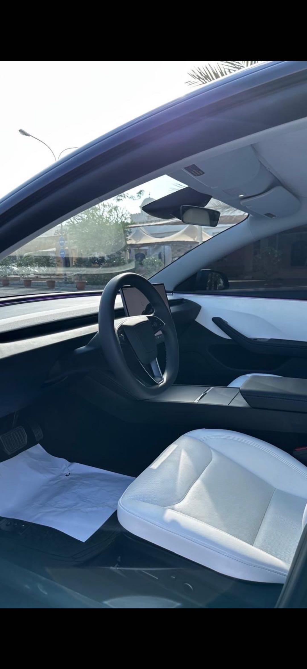 TESLA Model 3 2025