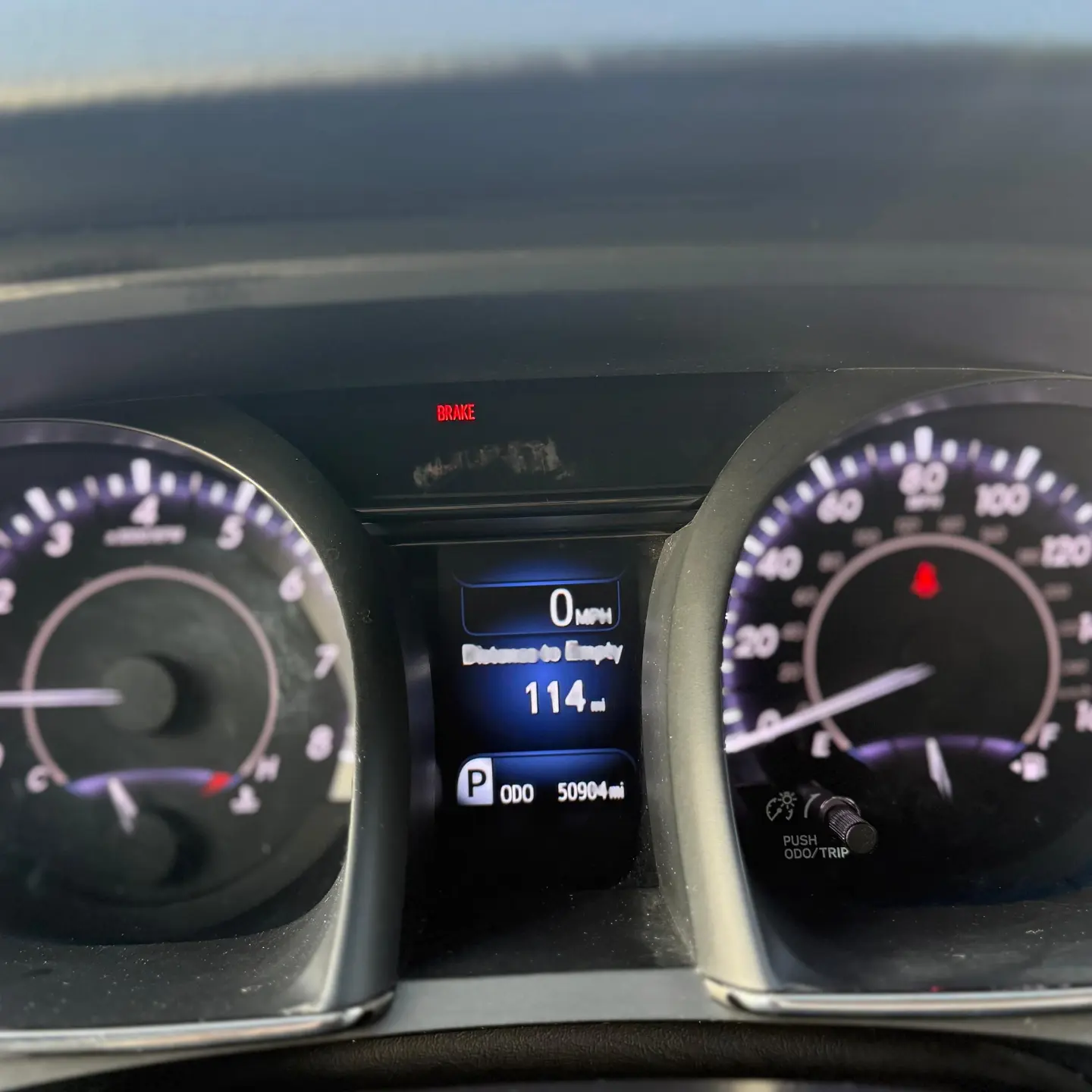 Car Image 2018 TOYOTA AVALON XLE
