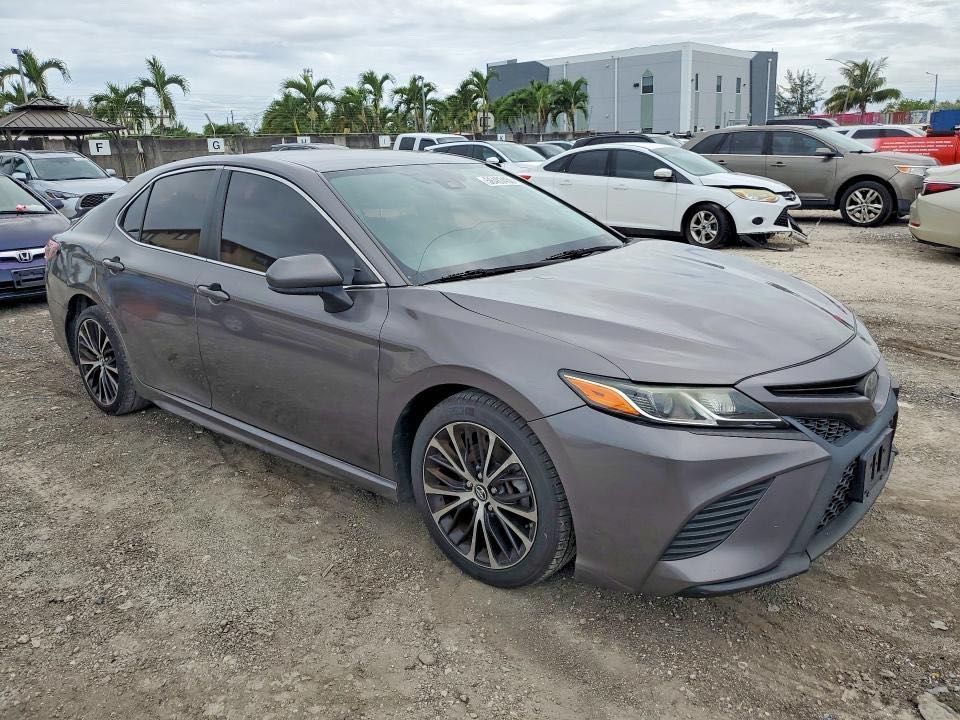 Car Image 2019 TOYOTA CAMRY