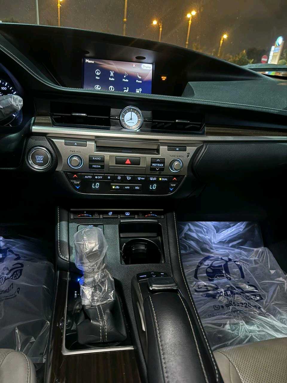 Car Image 2017 LEXUS ES 300