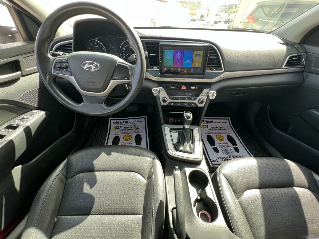 HYUNDAI ELANTRA 2019