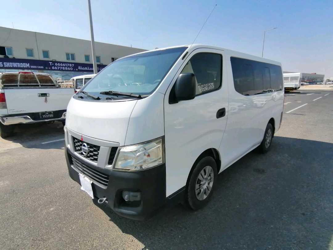 NISSAN URVAN  2016