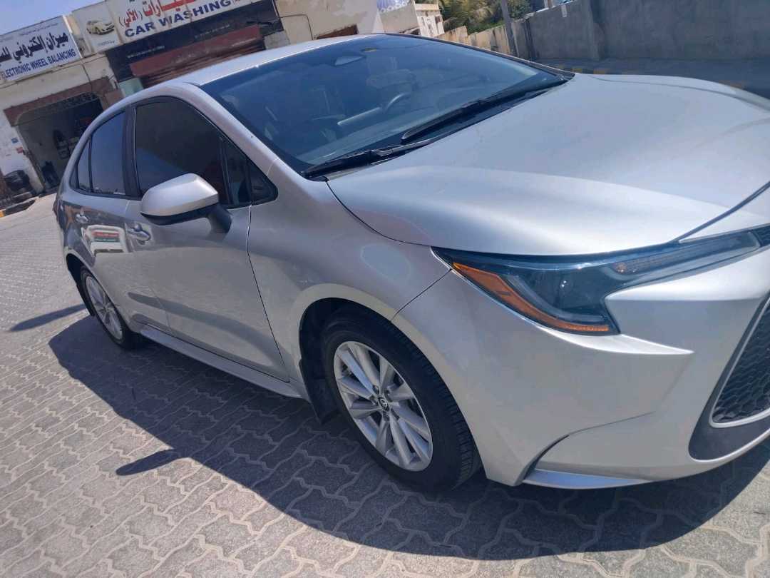 TOYOTA COROLLA 2025