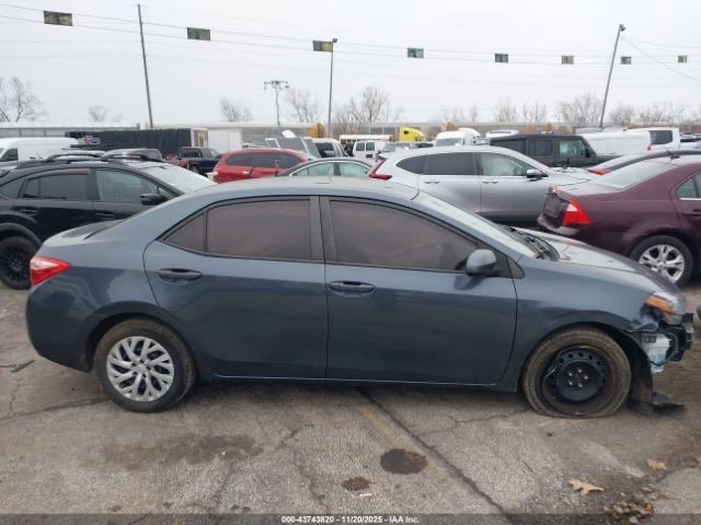 Car Image 2018 TOYOTA COROLLA