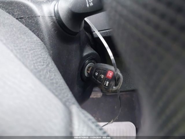 Car Image 2018 TOYOTA COROLLA
