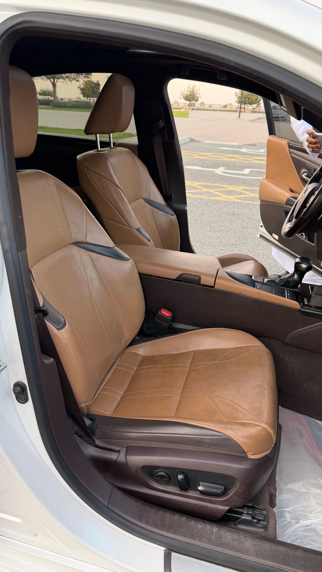 Car Image 2020 LEXUS ES 350