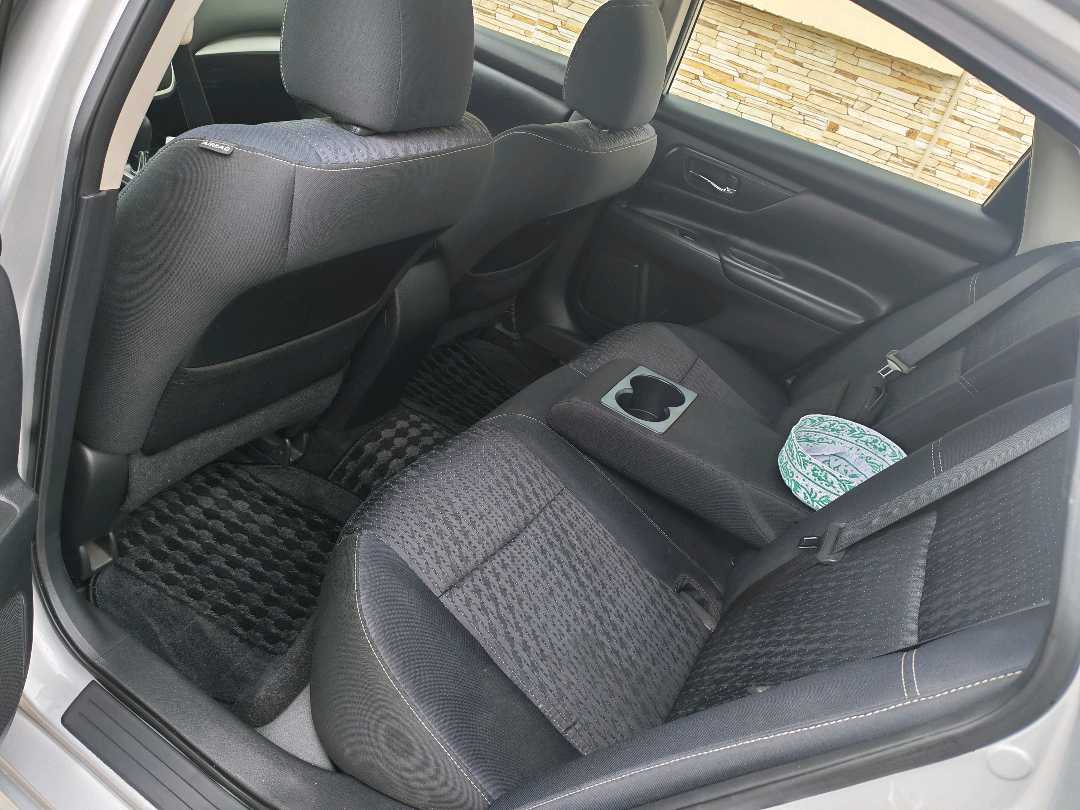 Car Image 2017 NISSAN ALTIMA S