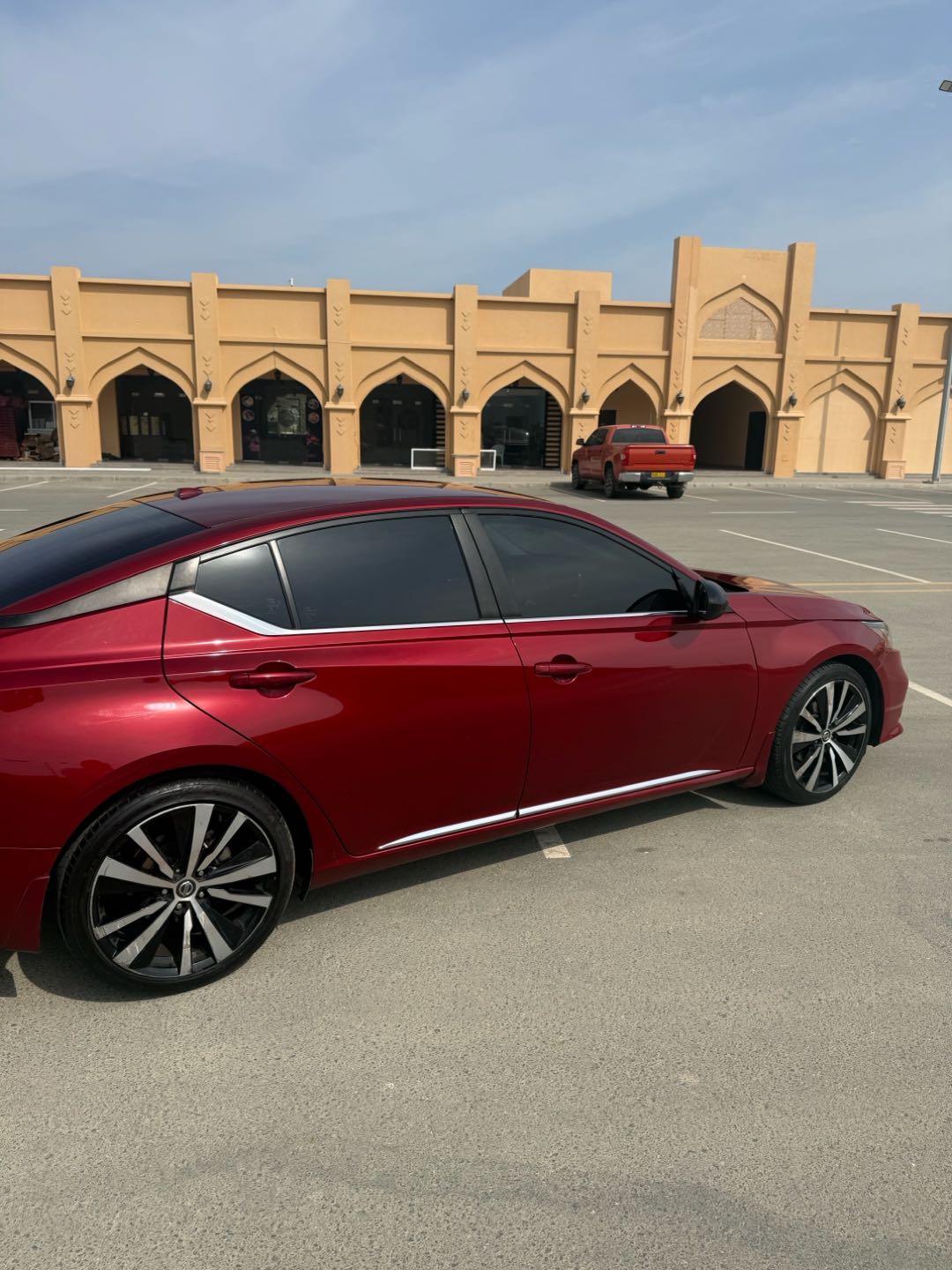 Car Image 2019 NISSAN ALTIMA SR