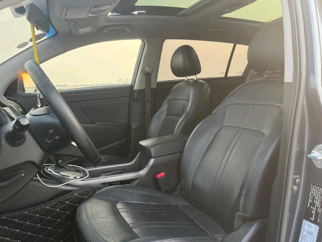 Car Image 2012 Kia SPORTAGE 