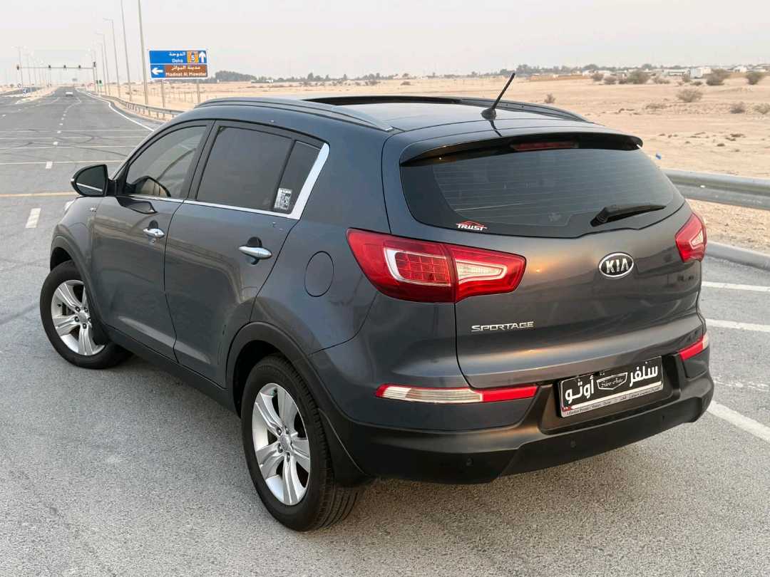 Car Image 2012 Kia SPORTAGE 