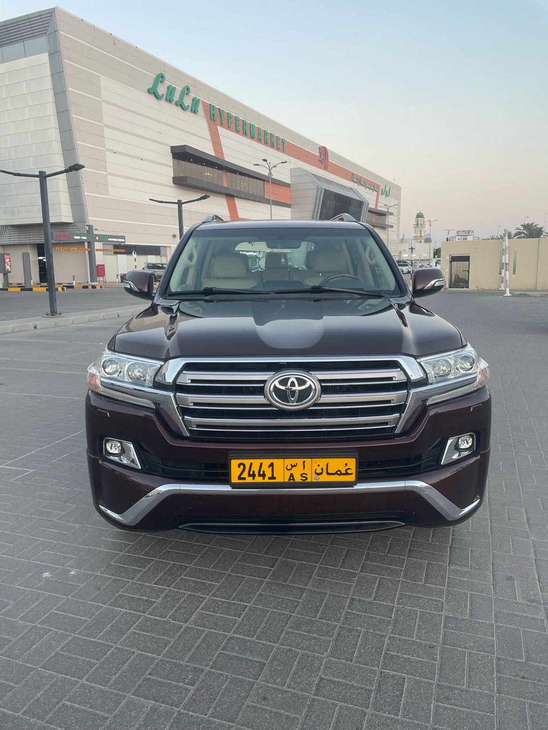 Car Image 2017 TOYOTA LAND CRUISER VX.E