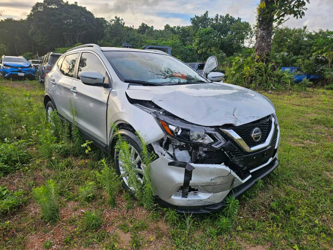 Car Image 2020 NISSAN ROGUE