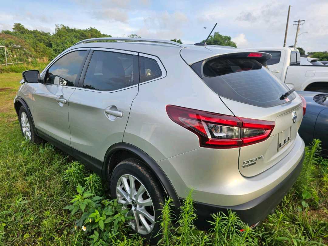 Car Image 2020 NISSAN ROGUE