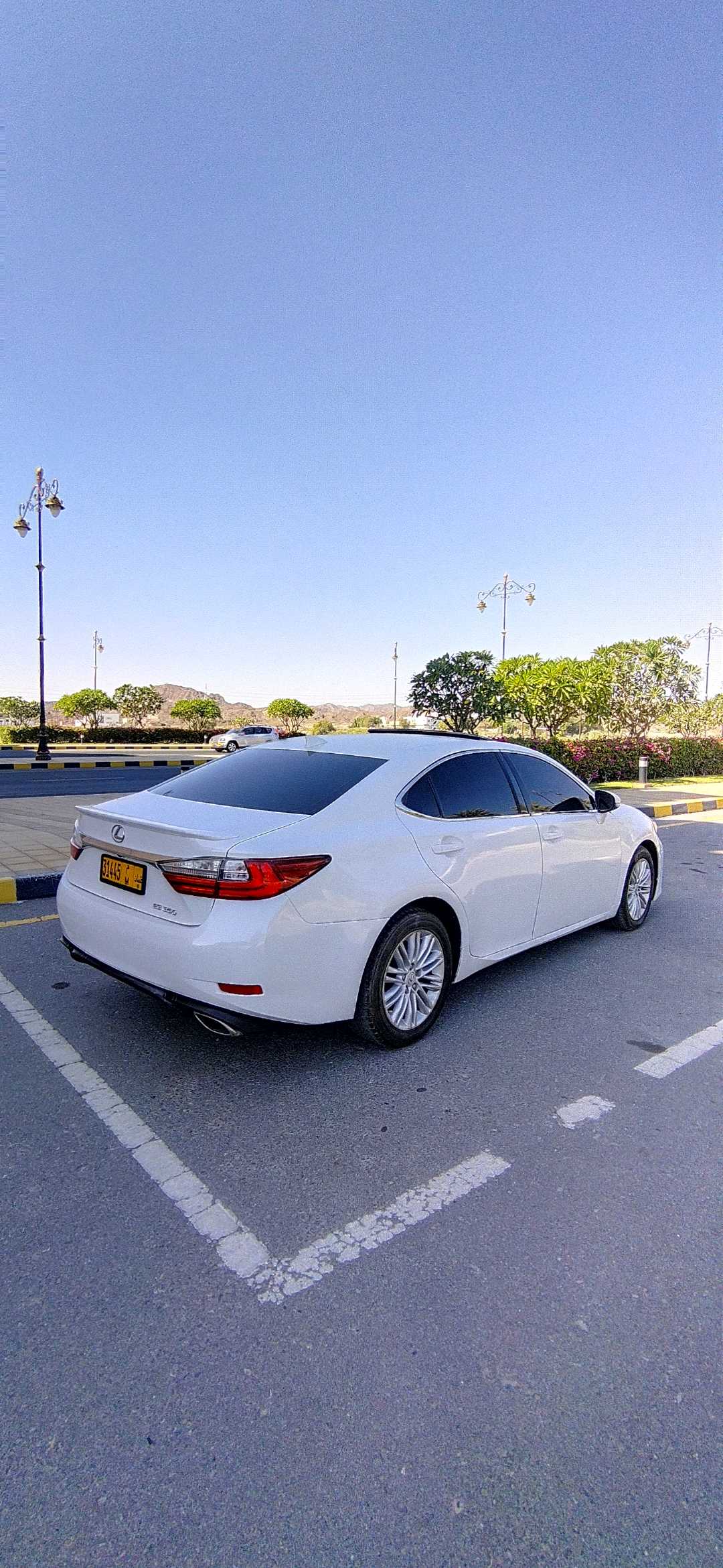 Car Image 2017 LEXUS ES 350