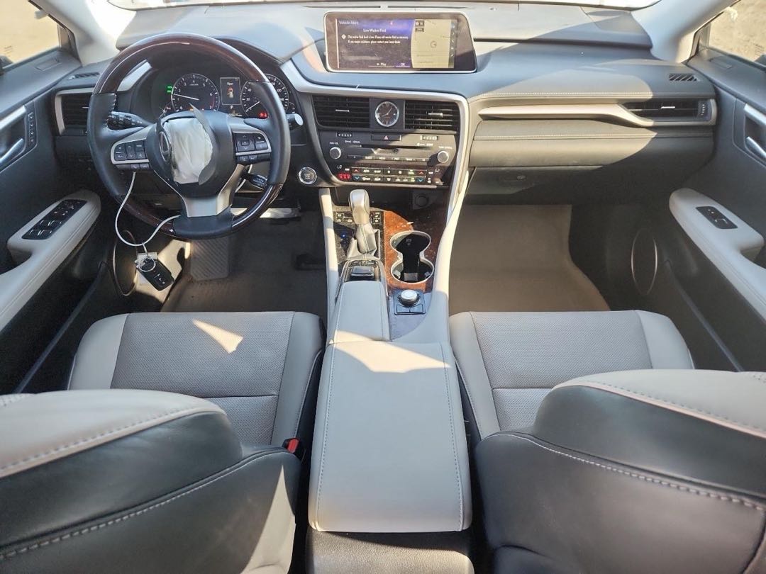 Car Image 2018 LEXUS RX