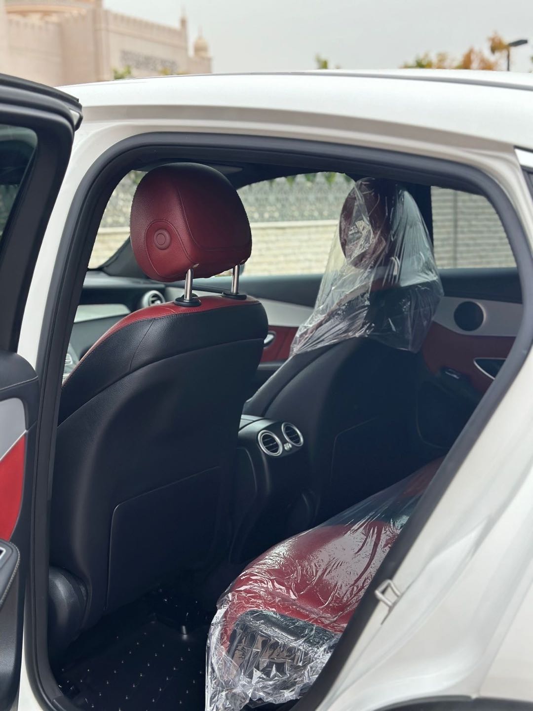 Car Image 2022 MERCEDES GLC CLASS 