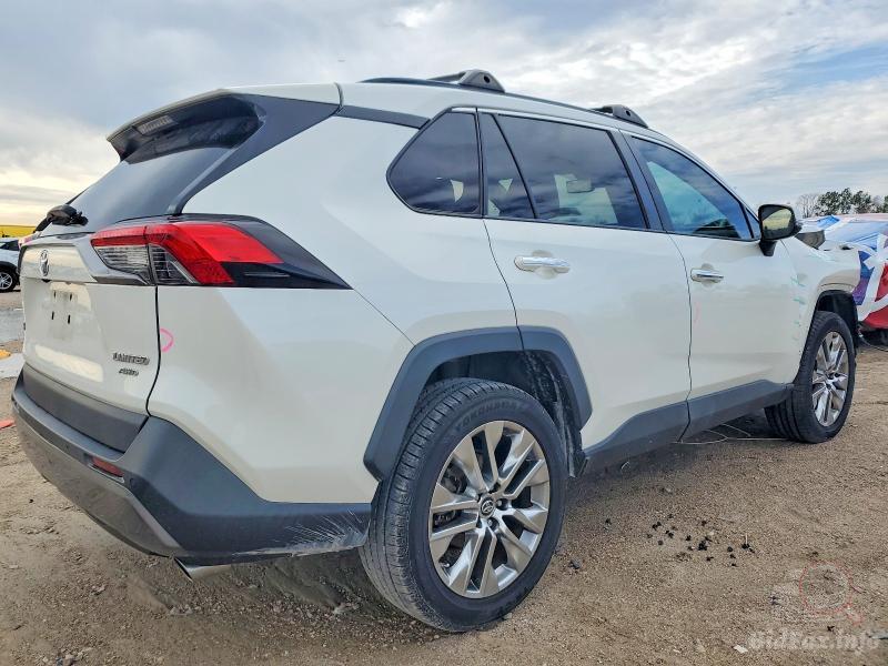 Car Image 2019 TOYOTA RAV4