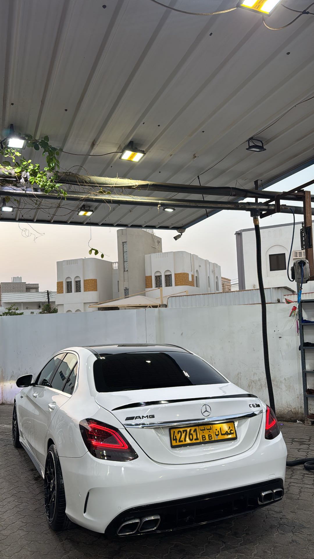 Car Image 2018 MERCEDES C Class 300