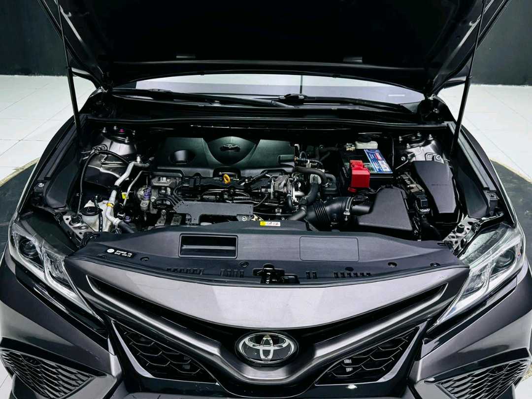 Car Image 2020 TOYOTA CAMRY
