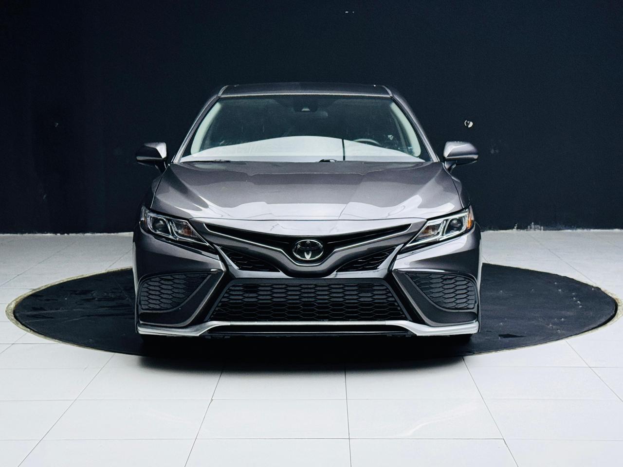 Car Image 2020 TOYOTA CAMRY