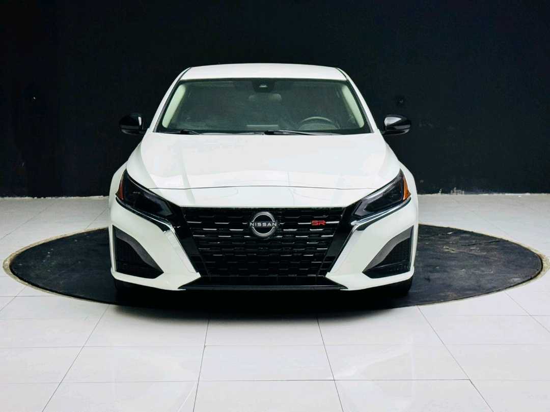 Car Image 2023 NISSAN ALTIMA