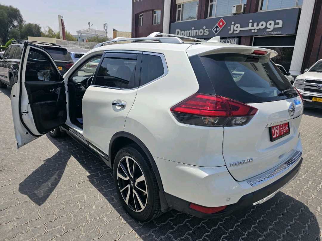نيسان روج 2021