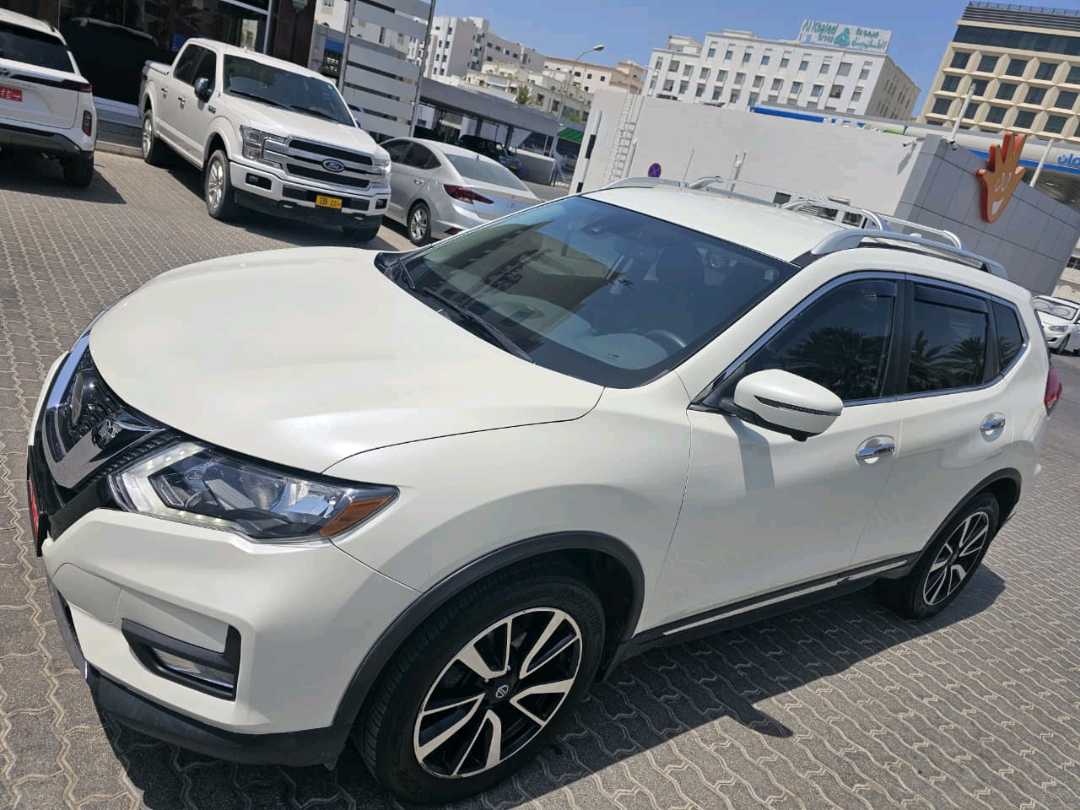 نيسان روج 2021