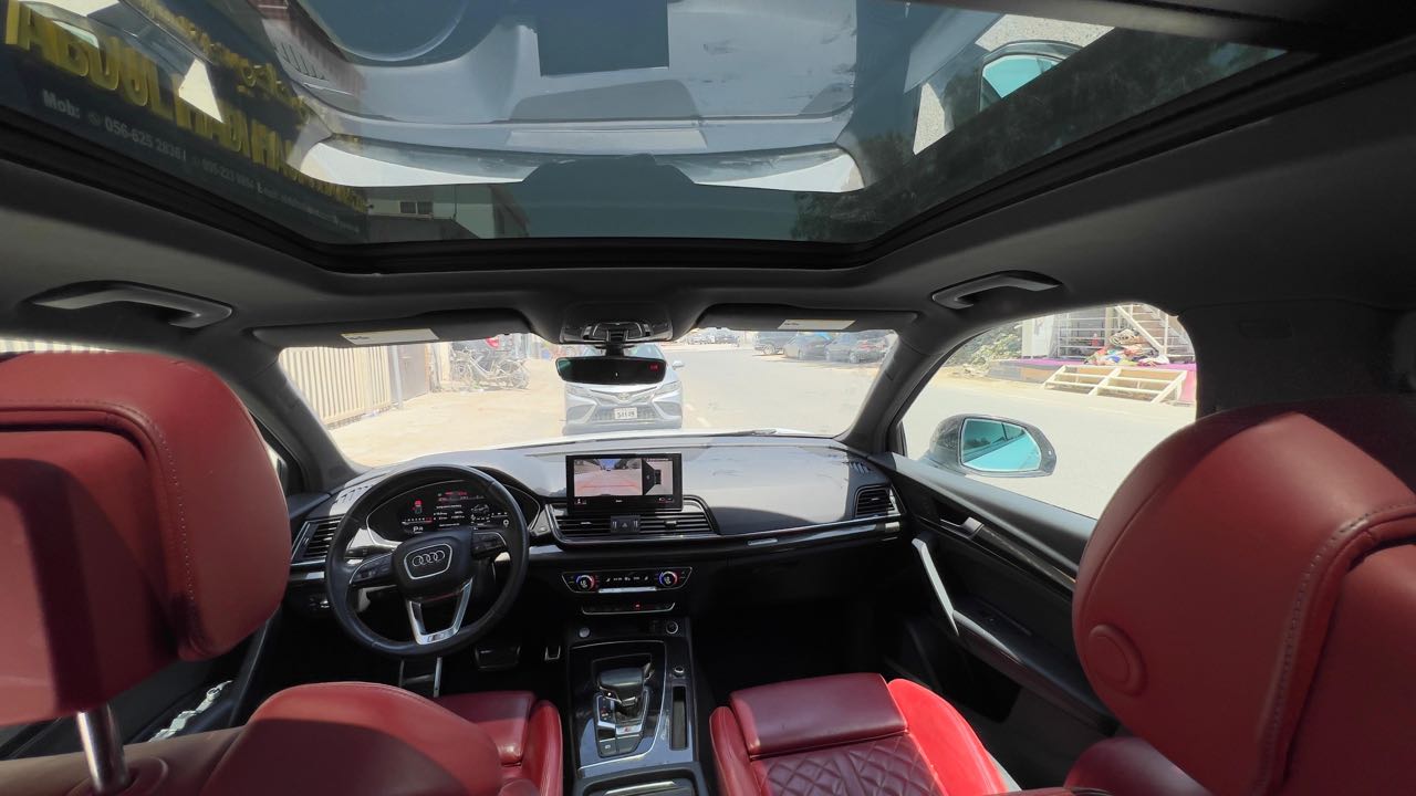 Car Image 2021 AUDI SQ5