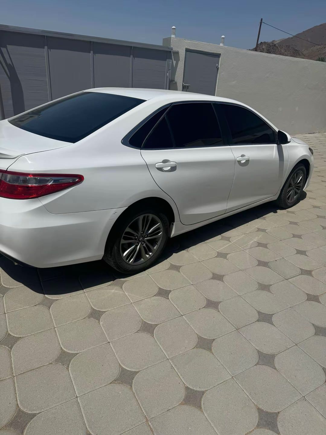 Car Image 2017 TOYOTA CAMRY SE