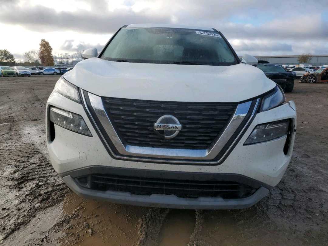 Car Image 2021 NISSAN ROGUE