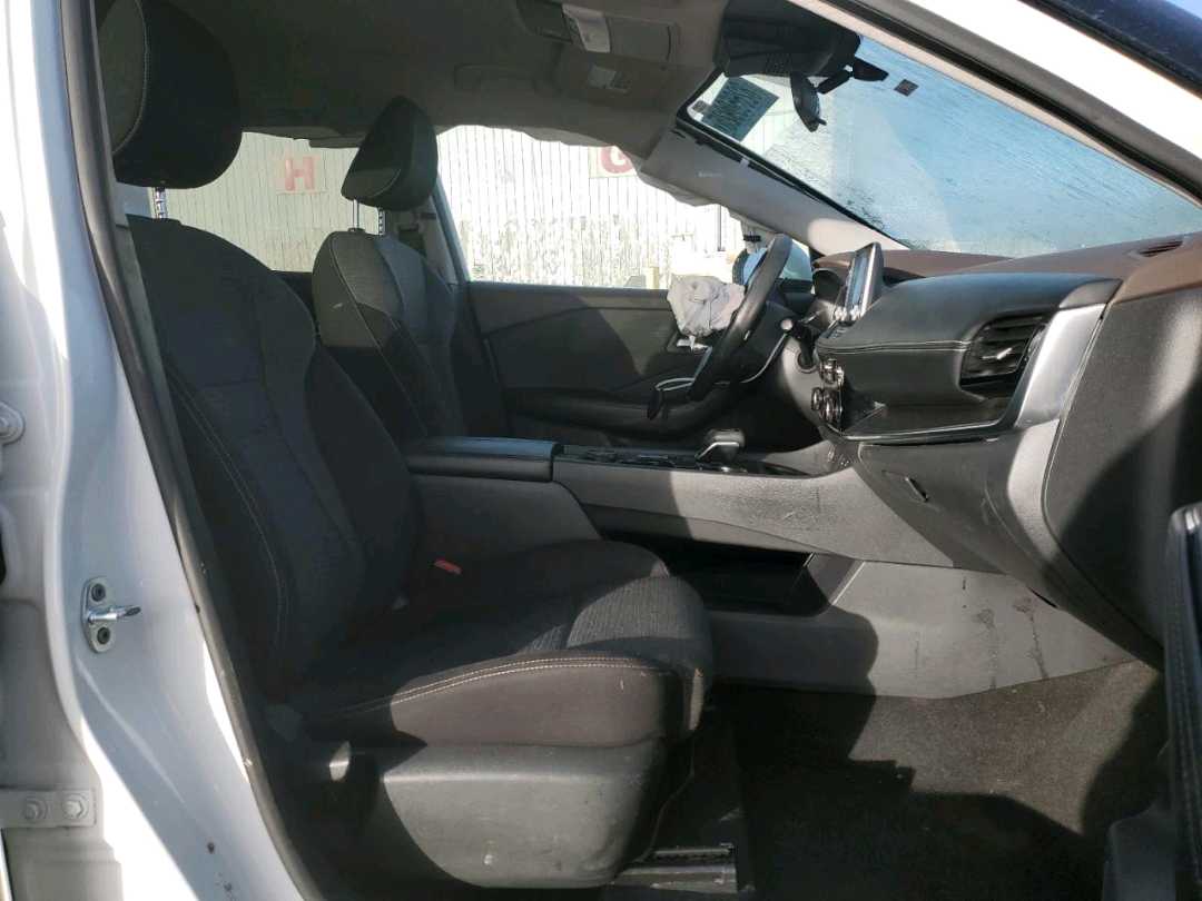 Car Image 2021 NISSAN ROGUE