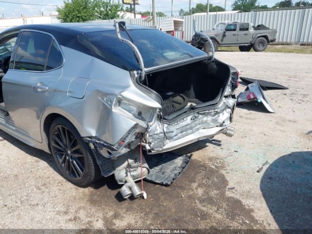 Car Image 2018 TOYOTA CAMRY