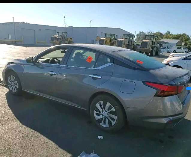 Car Image 2024 NISSAN ALTIMA
