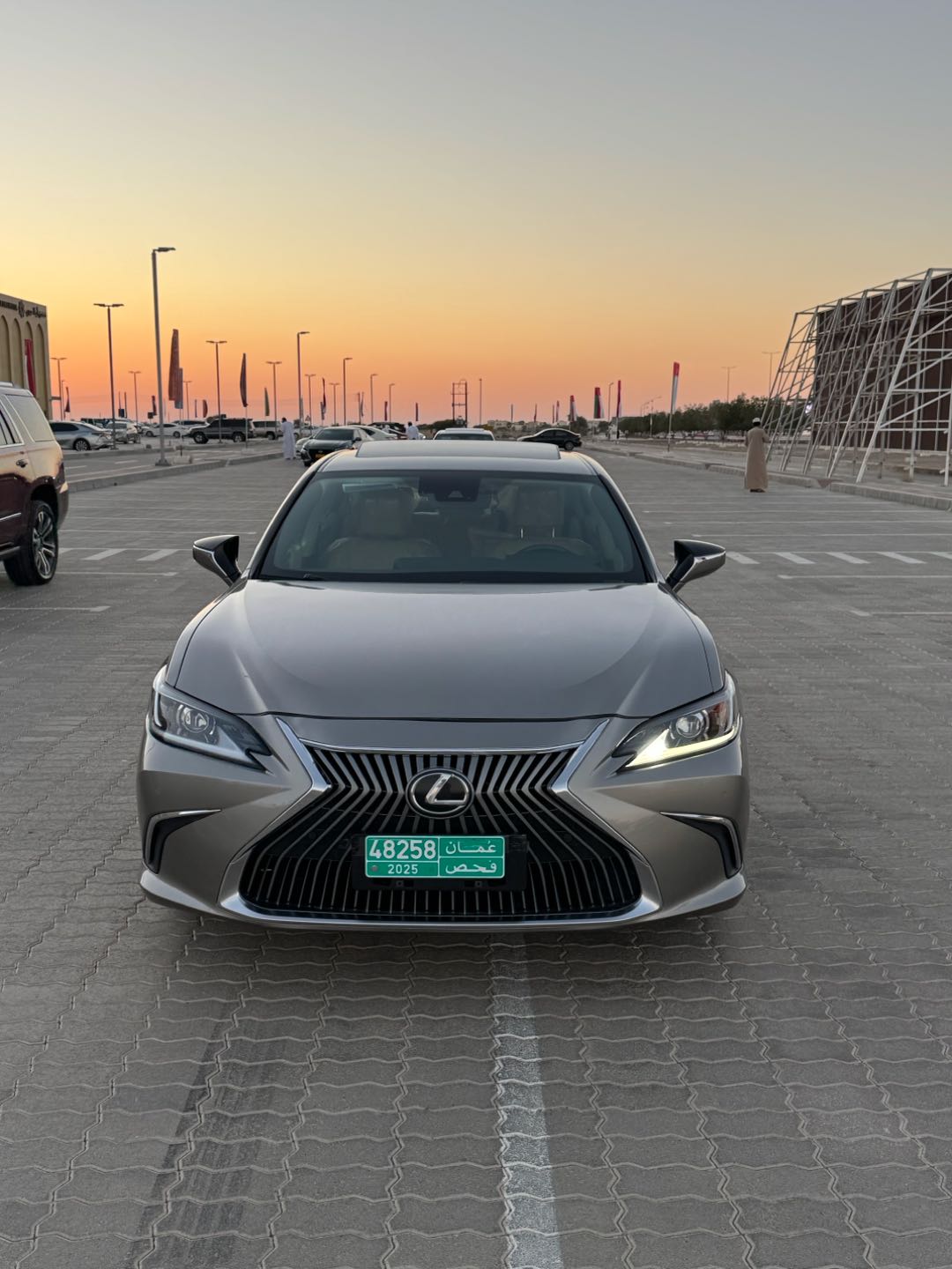 Car Image 2019 LEXUS ES 350