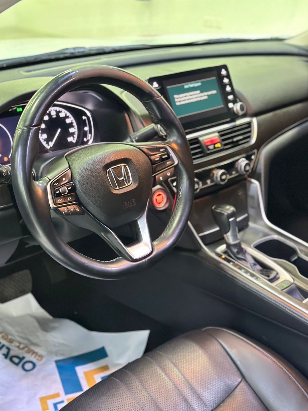 Car Image 2018 HONDA ACCORD EXL