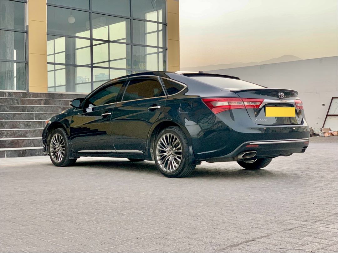 Car Image 2016 TOYOTA AVALON XLE