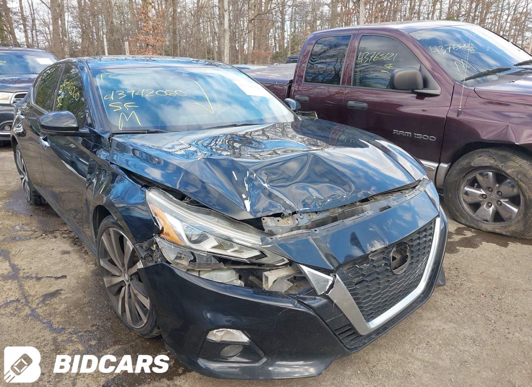 Car Image 2019 NISSAN ALTIMA