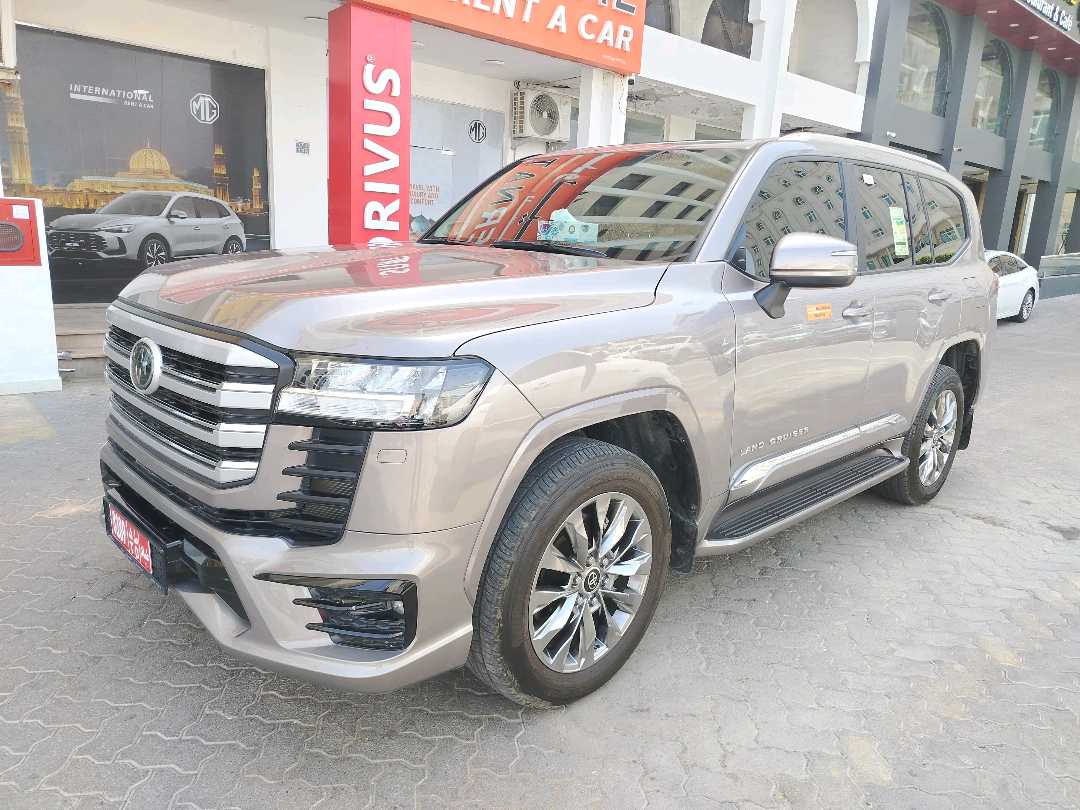TOYOTA LAND CRUISER 2025