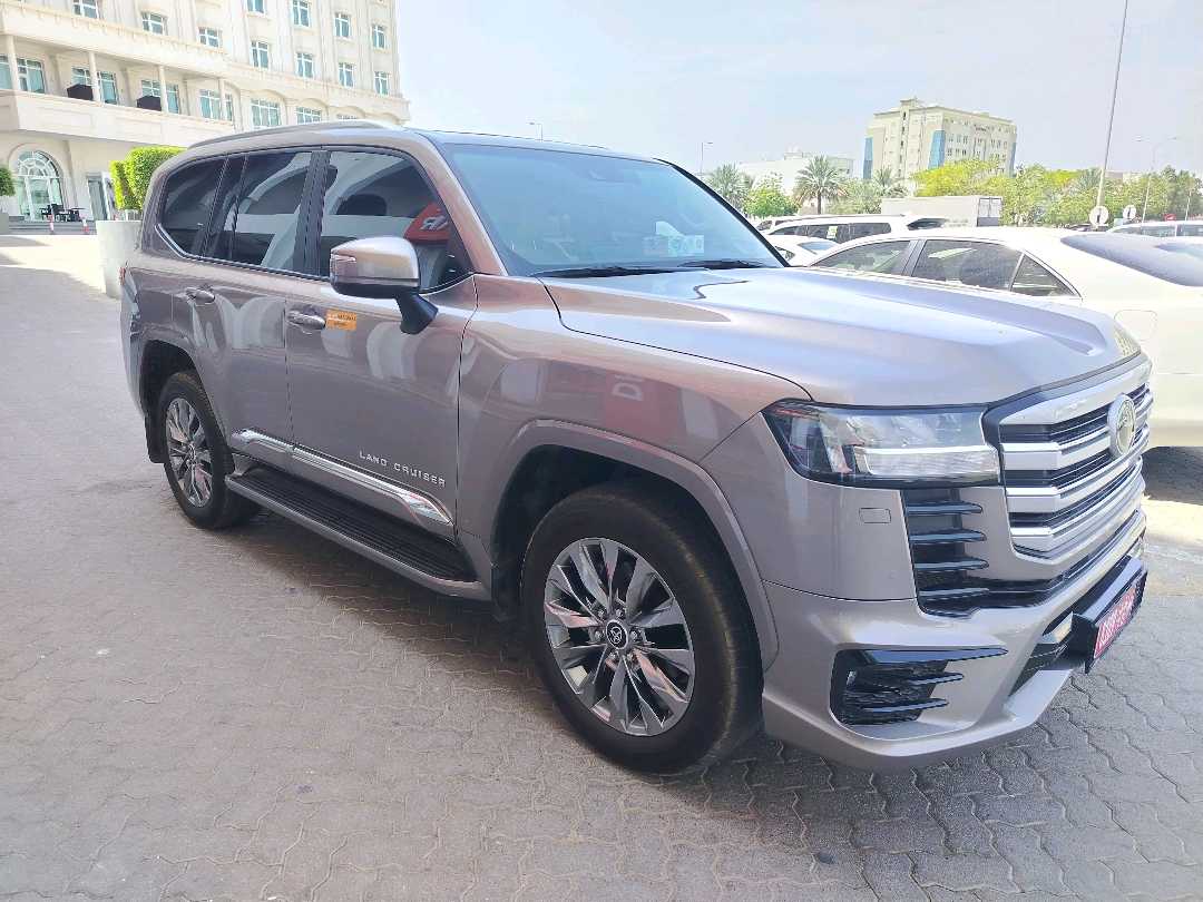 TOYOTA LAND CRUISER 2025