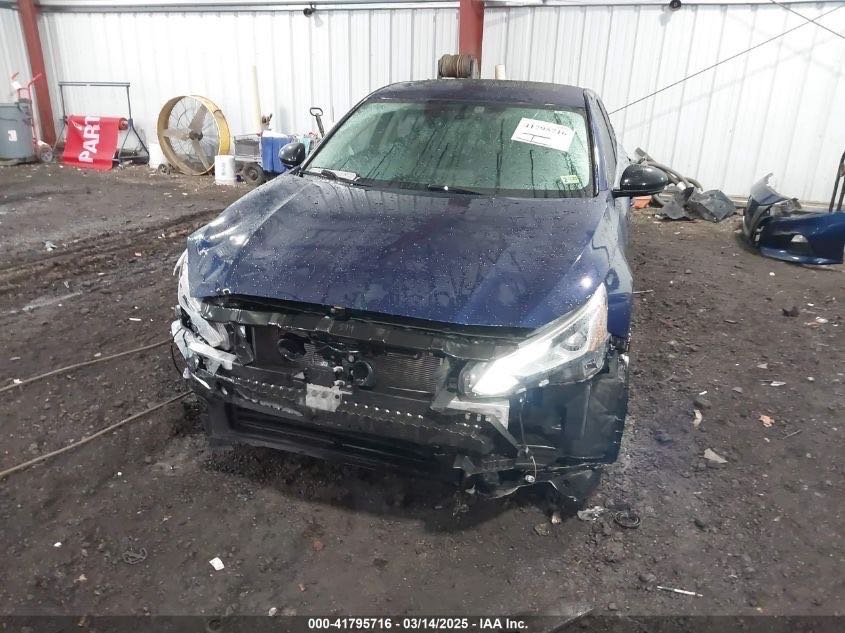 Car Image 2019 NISSAN ALTIMA