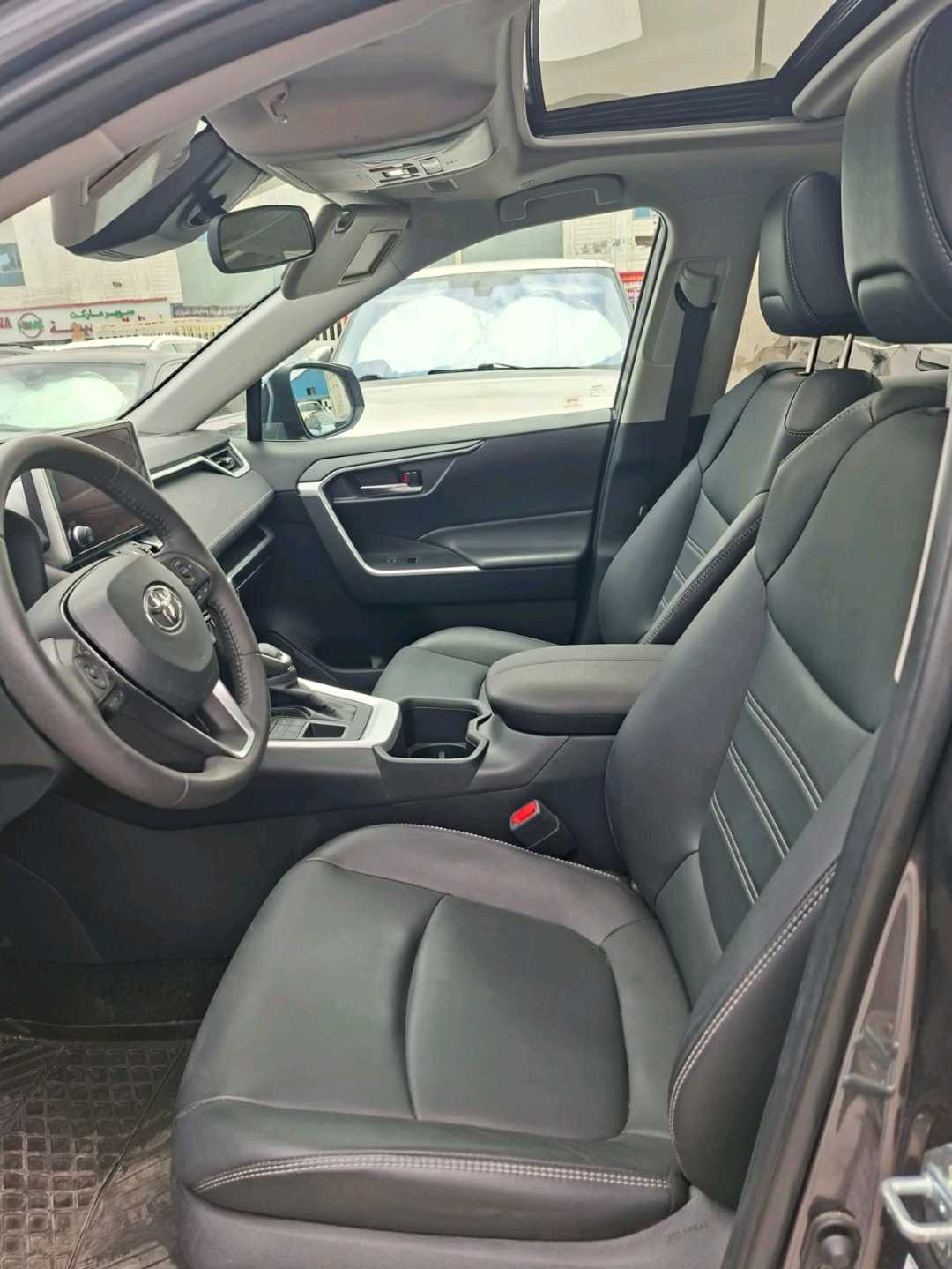 Car Image 2024 TOYOTA RAV4