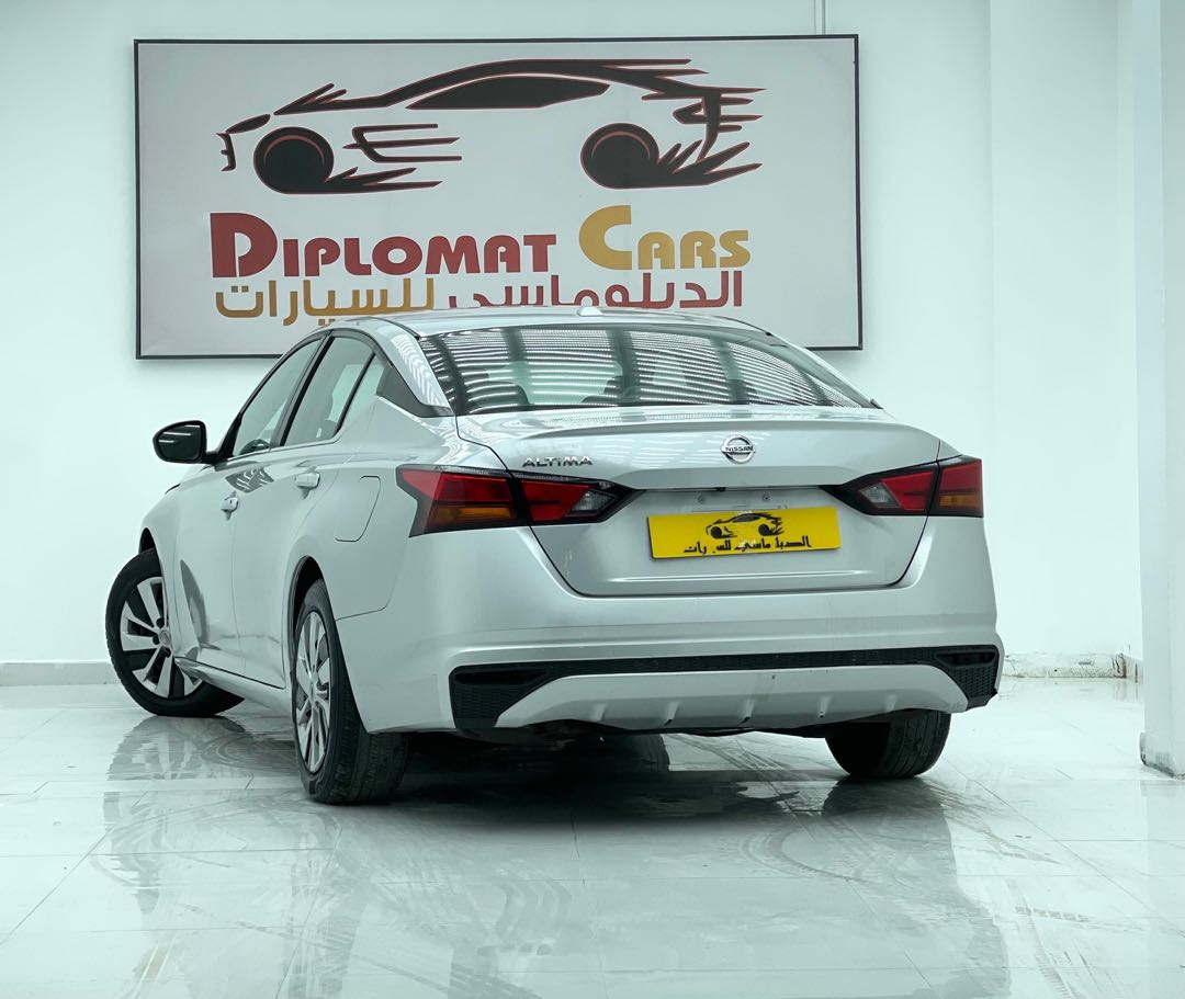 Car Image 2020 NISSAN ALTIMA S