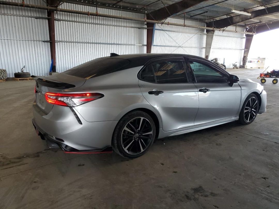 Car Image 2018 TOYOTA CAMRY