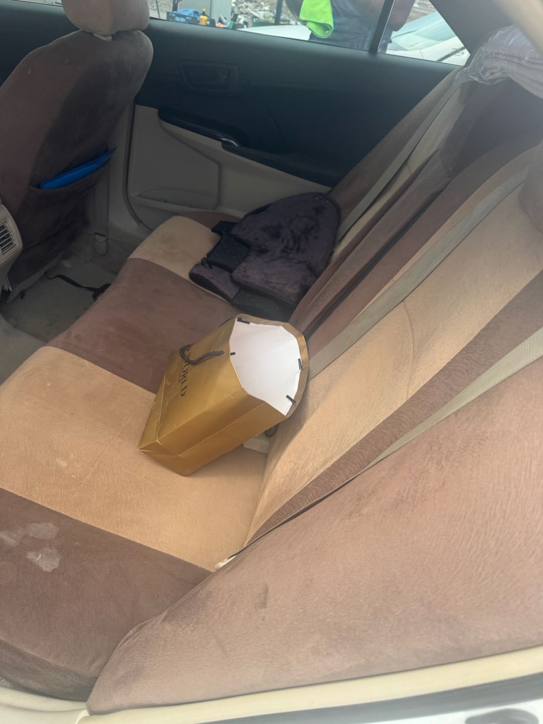 Car Image 2015 TOYOTA CAMRY GLX