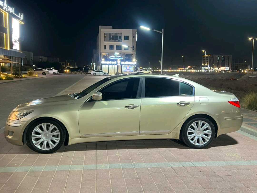 Car Image 2009 GENESIS GENESIS 