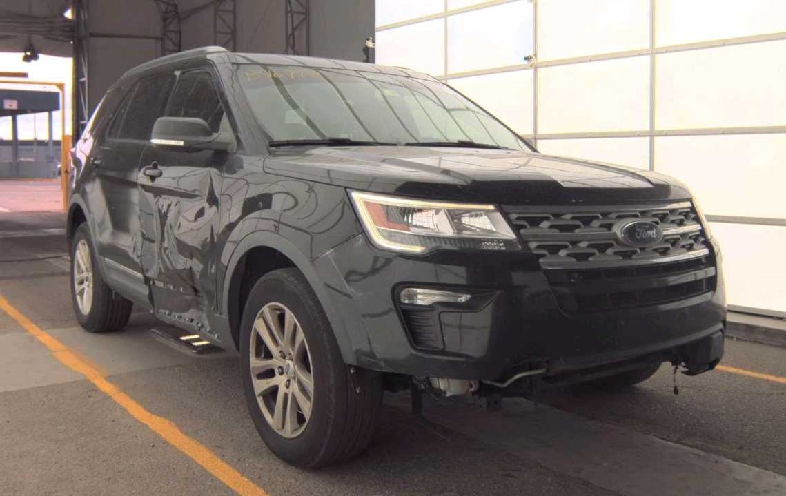 Car Image 2019 FORD EXPLORER