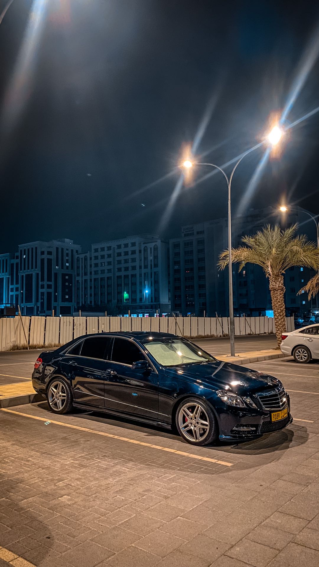 Car Image 2013 MERCEDES E Class 350