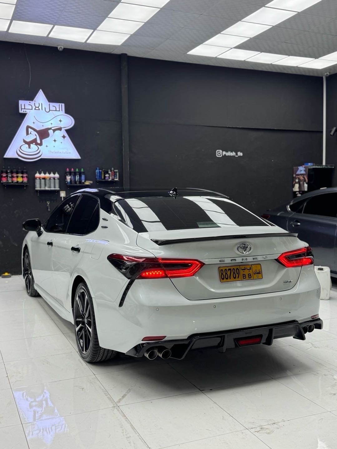 Car Image 2018 TOYOTA CAMRY XSE